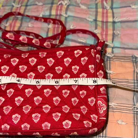 Vera Bradley Red Patterned Crossbody Bag - Picture 2 of 11